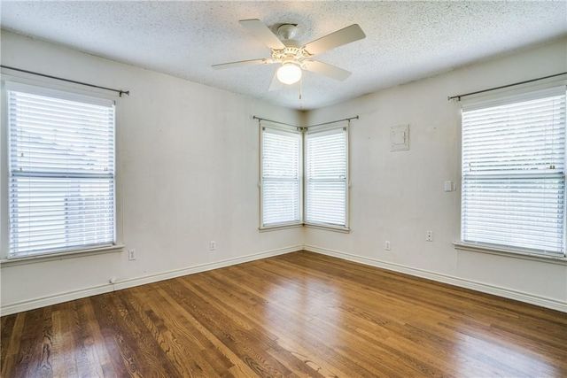 3517 Rogers Avenue, Fort Worth, TX 76109