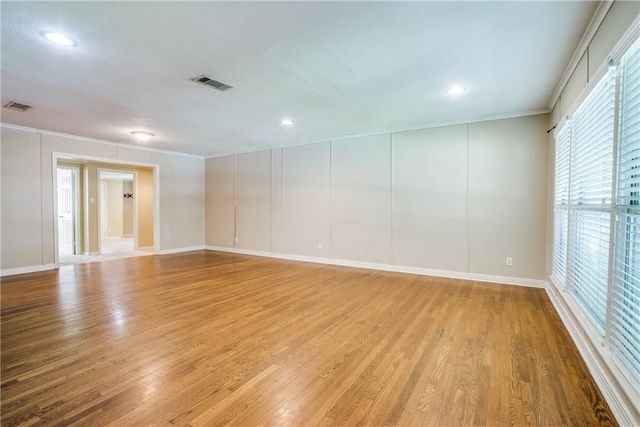 3517 Rogers Avenue, Fort Worth, TX 76109