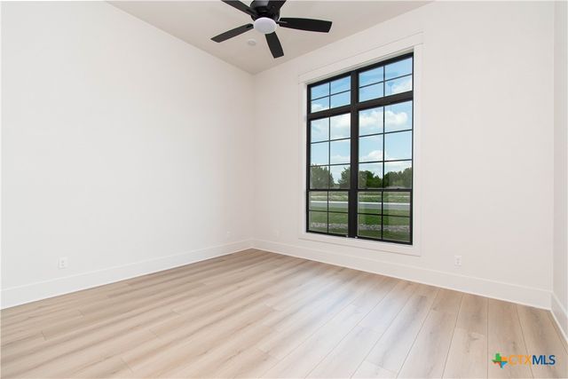 201 Bravo Vista Lane, Belton, TX 76513