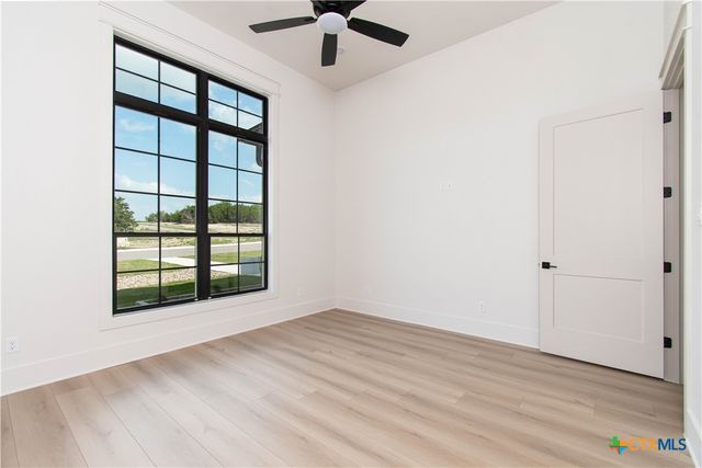 201 Bravo Vista Lane, Belton, TX 76513