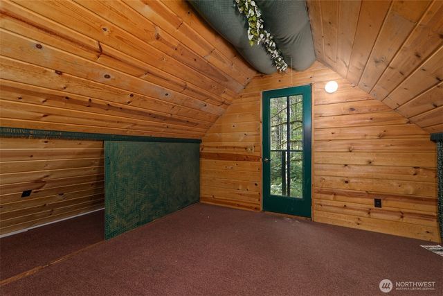 832 N Lake Cushman Road, Hoodsport, WA 98548