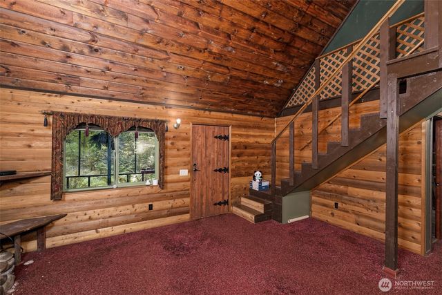 832 N Lake Cushman Road, Hoodsport, WA 98548
