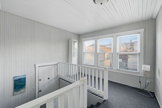 5135 W Melrose Street, Chicago, IL 60641