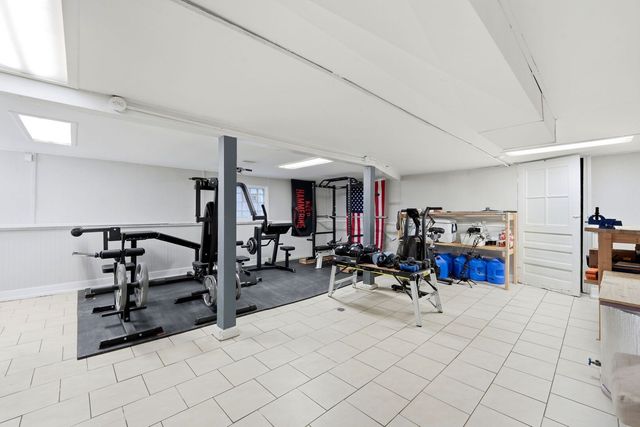 5135 W Melrose Street, Chicago, IL 60641