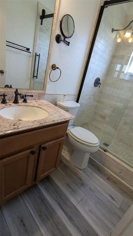 1447 EMERALD HILL WAY, Valrico, FL 33594