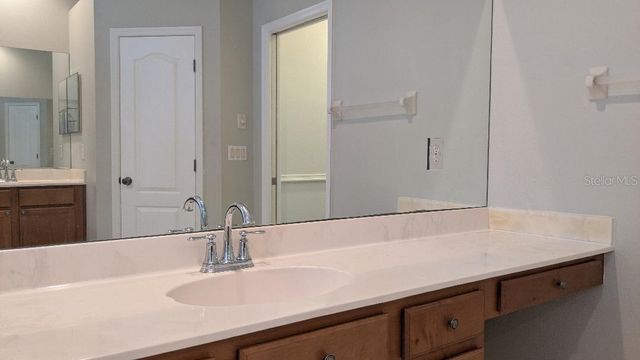 1447 EMERALD HILL WAY, Valrico, FL 33594