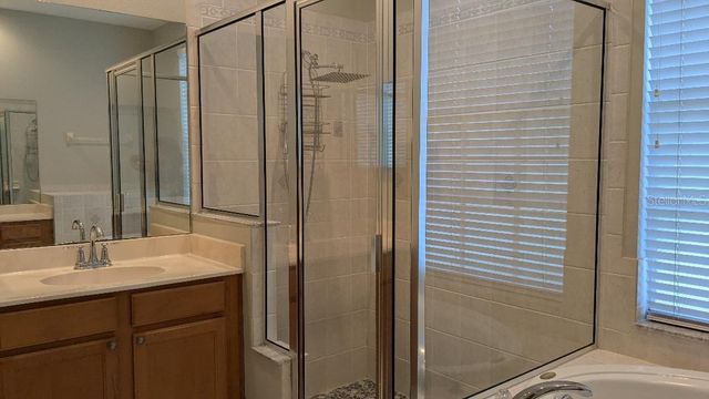1447 EMERALD HILL WAY, Valrico, FL 33594