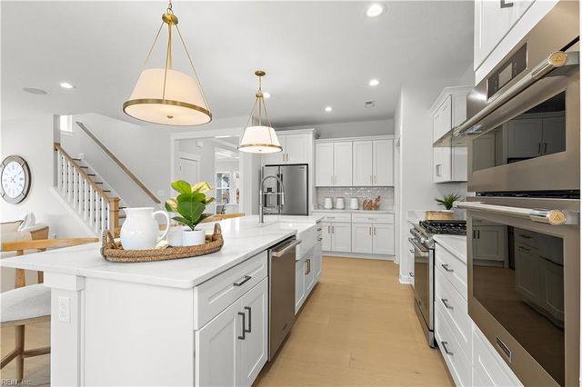 312 Riverview RD, Chesapeake, VA 23322