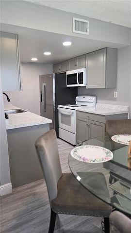 1006 PLANTATION DRIVE F9, Kissimmee, FL 34741