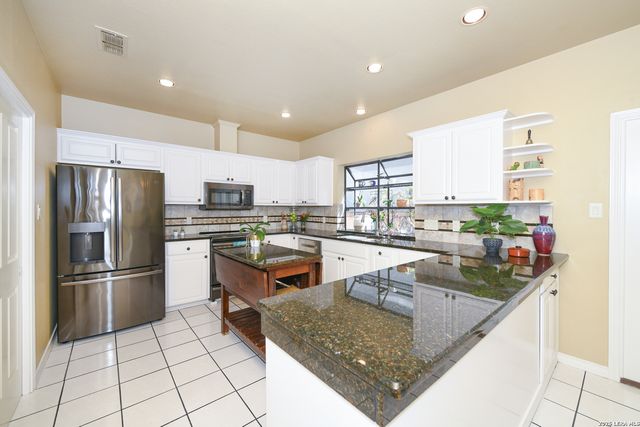 714 Sweetbrush, San Antonio, TX 78258