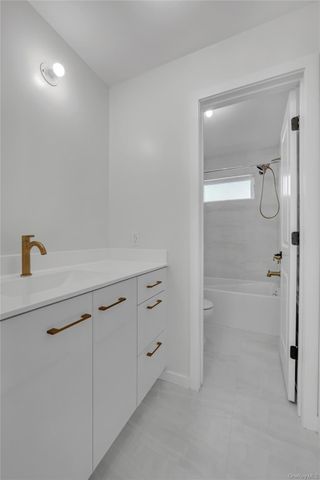 478 W Central Avenue 203, Monsey, NY 10977