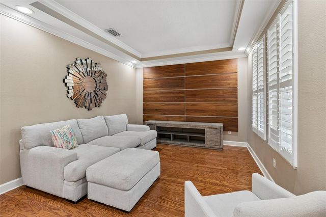 9816 ROYCE DRIVE, Tampa, FL 33626