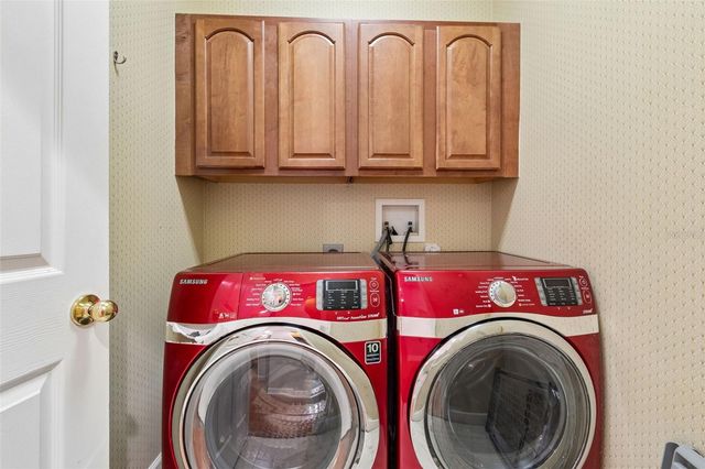 9816 ROYCE DRIVE, Tampa, FL 33626