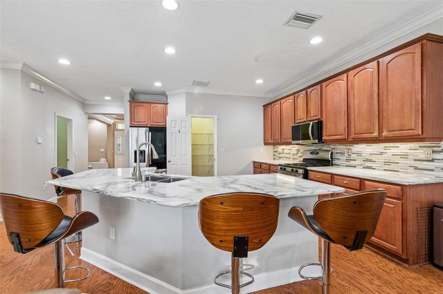 9816 ROYCE DRIVE, Tampa, FL 33626