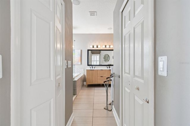 9816 ROYCE DRIVE, Tampa, FL 33626