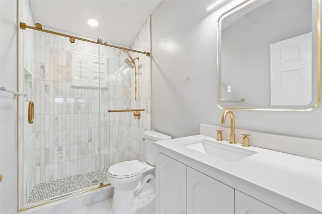 9816 ROYCE DRIVE, Tampa, FL 33626