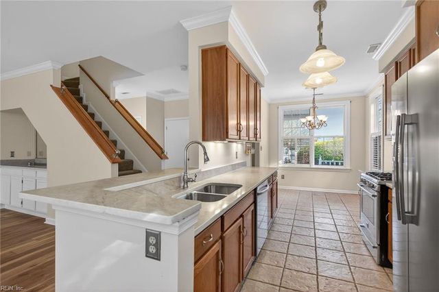 149 Creekshire CRES, Newport News, VA 23603