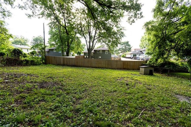 4837 EVANSTON Avenue, Kansas City, MO 64133