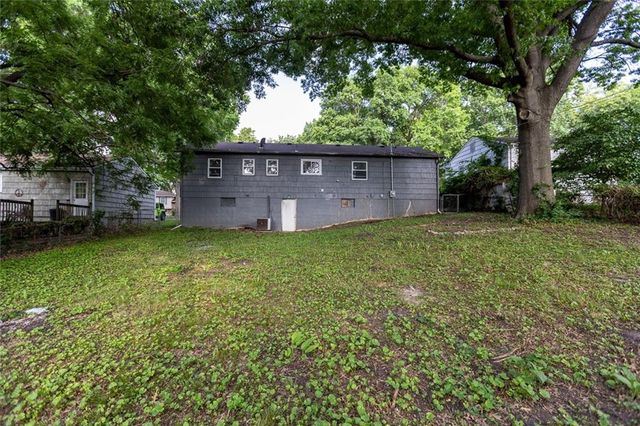 4837 EVANSTON Avenue, Kansas City, MO 64133