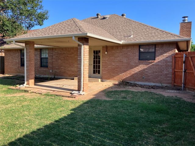 10323 HAVEN Circle, Midwest City, OK 73130