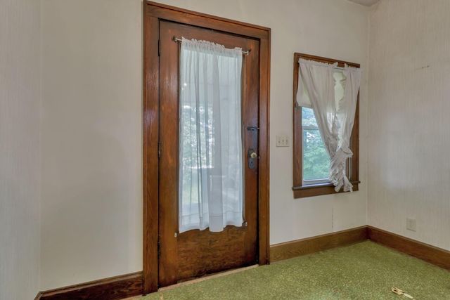 6135 Westfall Road SW, Lancaster, OH 43130