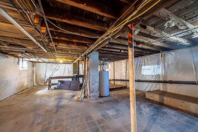 16 S Merrill St, Haverhill, MA 01835