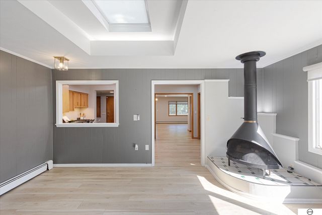 1822 N 52nd Street, Omaha, NE 68104