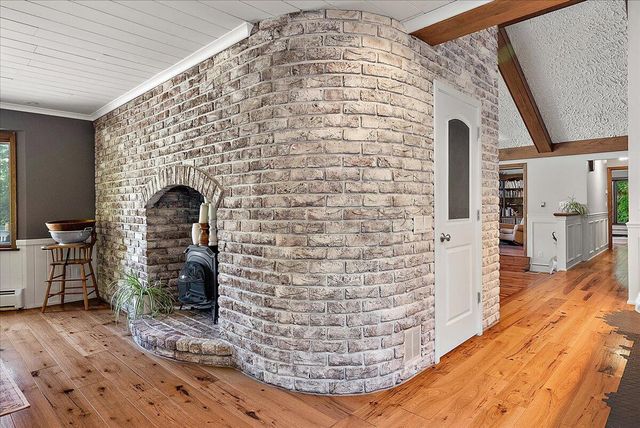 955 Kenwood Drive, Holland, MI 49423