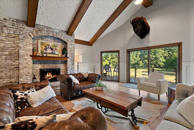 955 Kenwood Drive, Holland, MI 49423