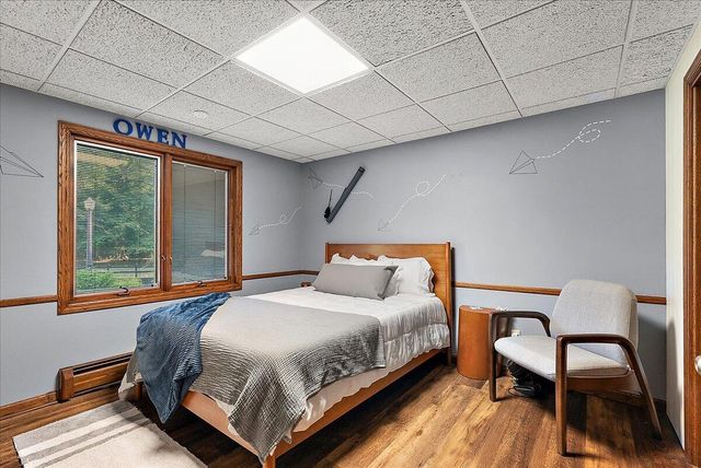 955 Kenwood Drive, Holland, MI 49423