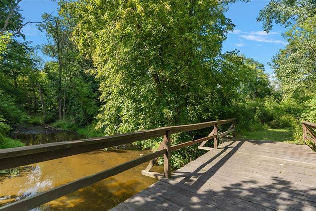 955 Kenwood Drive, Holland, MI 49423