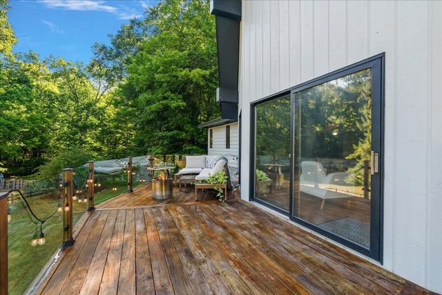 955 Kenwood Drive, Holland, MI 49423