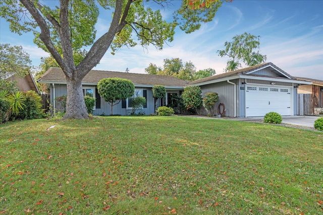 970 Goldenoak Way, Stockton, CA 95209