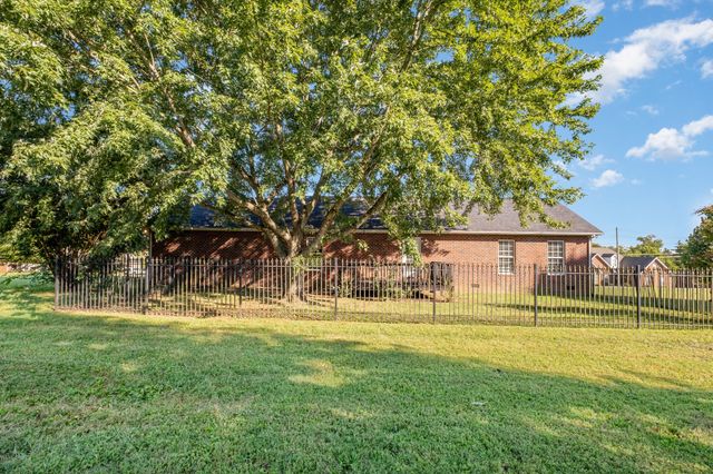 307 Brooklyn Cir, Shelbyville, TN 37160