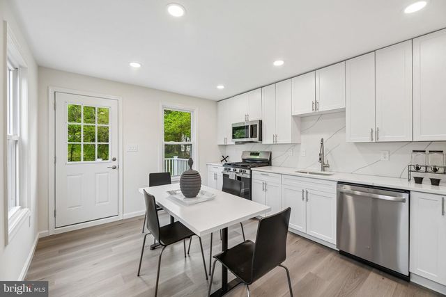 6710 PINE GROVE, Suitland, MD 20746