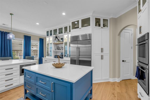 63 Fairway Park Main, Montgomery, TX 77356