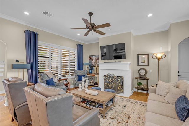 63 Fairway Park Main, Montgomery, TX 77356