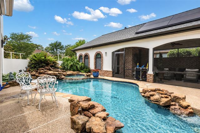 63 Fairway Park Main, Montgomery, TX 77356
