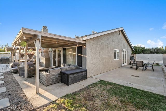 1130 Zircon Street, Corona, CA 92882