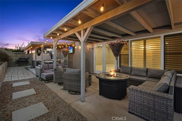 1130 Zircon Street, Corona, CA 92882