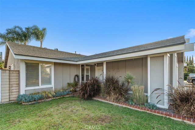 1130 Zircon Street, Corona, CA 92882