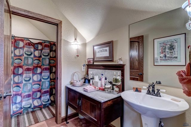 13646 TWISTED PINES TRL, Rapid City, SD 57702