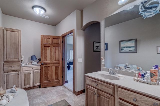 13646 TWISTED PINES TRL, Rapid City, SD 57702