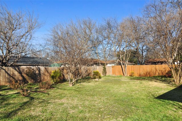 1216 Patrick Street, Crowley, TX 76036