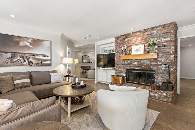 3630 Charring Ln, Carmichael, CA 95608