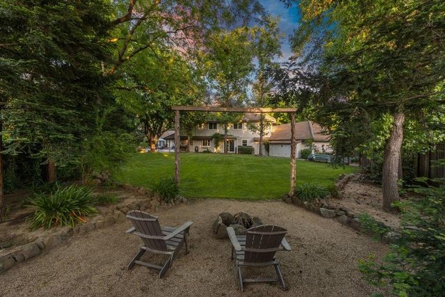 3630 Charring Ln, Carmichael, CA 95608