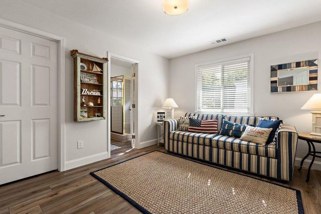 3630 Charring Ln, Carmichael, CA 95608