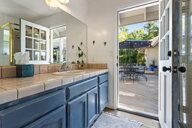 3630 Charring Ln, Carmichael, CA 95608