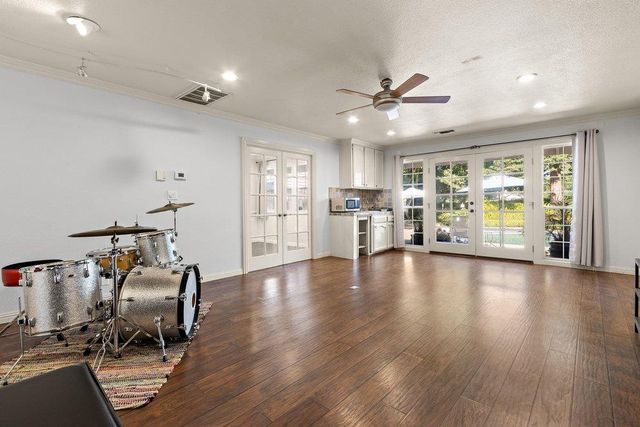 3630 Charring Ln, Carmichael, CA 95608