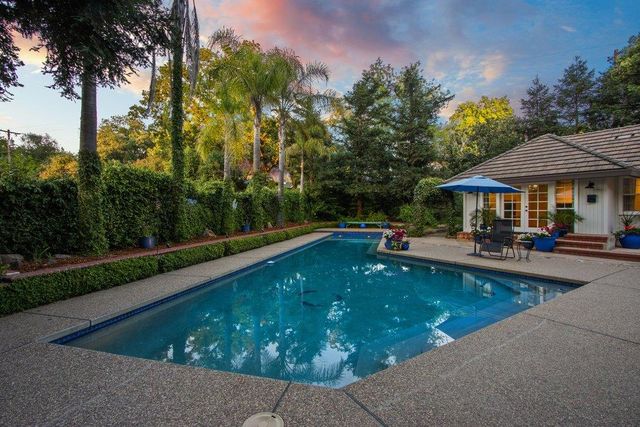 3630 Charring Ln, Carmichael, CA 95608